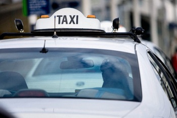 Геленджикские таксисты оденут униформу