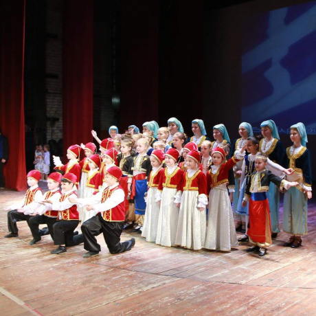 Вечер греческой культуры и истории, межнациональной дружбы и толерантности при полном аншлаге прошел во Дворце культуры